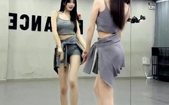 多人运动场面的画